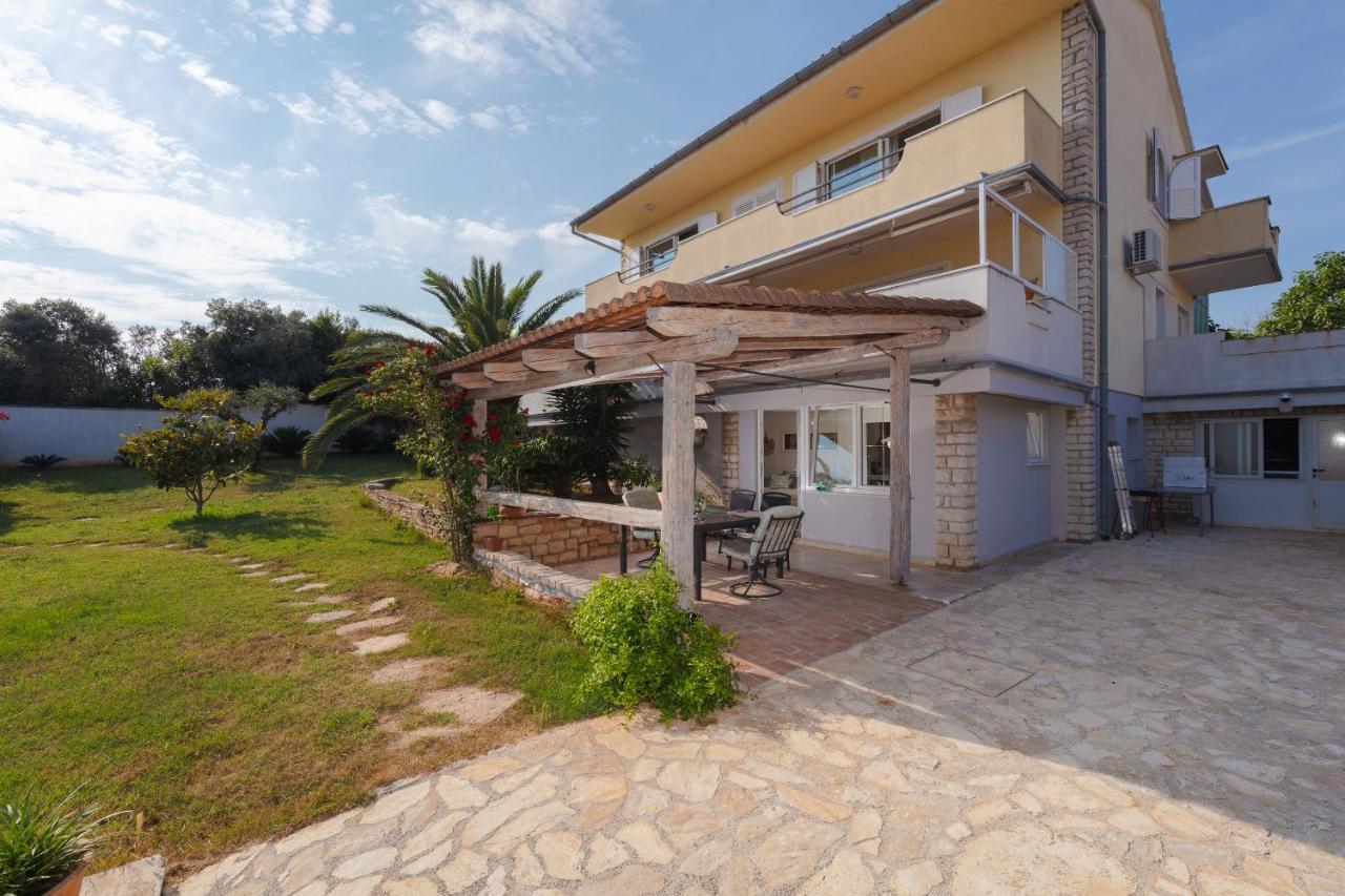 Casa Mia - Apartman Zara Μεντουλίν Εξωτερικό φωτογραφία
